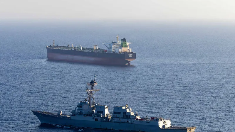 Trump anuncia el levantamiento del bloqueo naval estadounidense sobre Irán