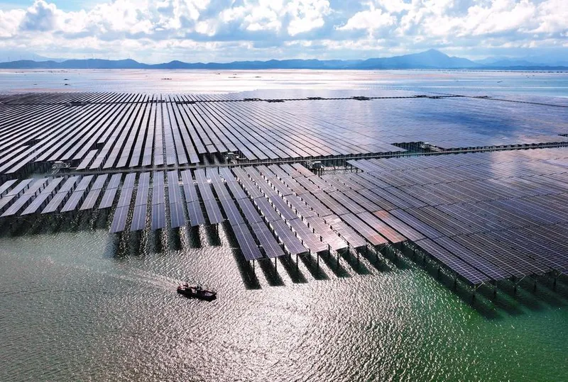 Capacidad instalada de generación de energía en China alcanza 4.040 millones de kW al cierre de junio