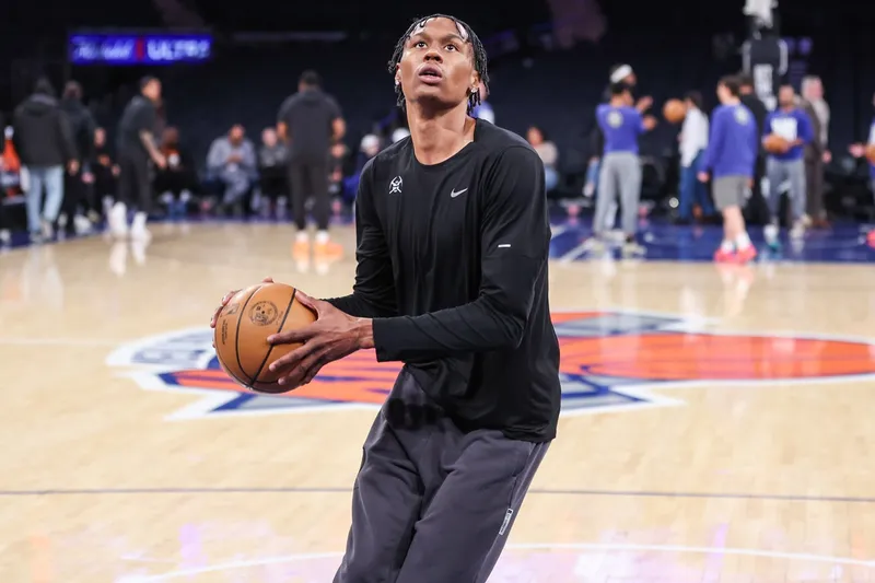 Los Cavs buscan espacio salarial para Peyton Watson