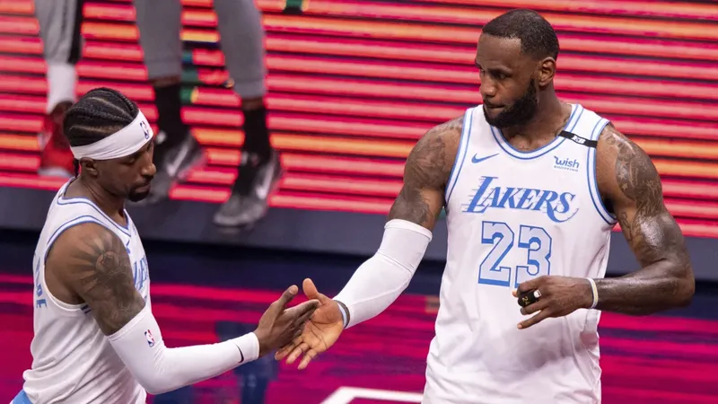 Un rayo impactó en la vivienda de un exjugador de los Lakers