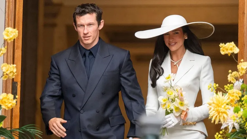 Dua Lipa y Callum Turner ya están en Sicilia para su gran boda de tres días ¡Todos los detalles!