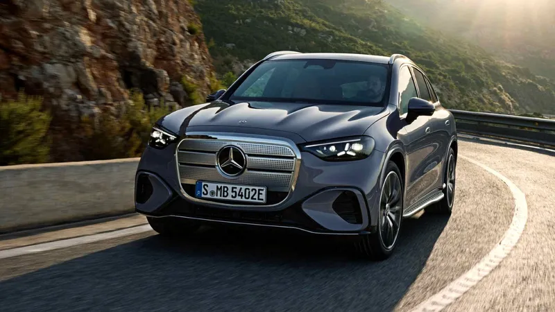 Mercedes prepara dos nuevos GLC eléctricos más asequibles: hasta 665 km de autonomía desde 64.000 euros