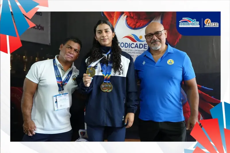 Andrea Traña levanta 3 oros y pone a Nicaragua en lo más alto