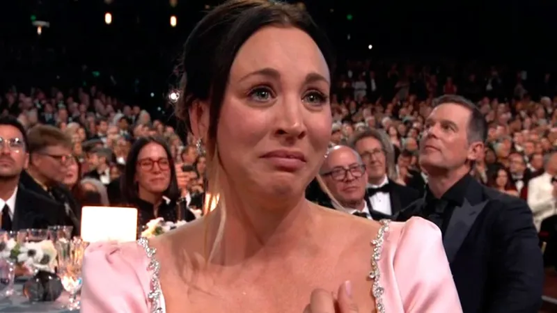 El apasionado discurso de Tom Pelphrey que ha hecho llorar a Kaley Cuoco: "Nuestra familia es la joya de la corona de mi vida"