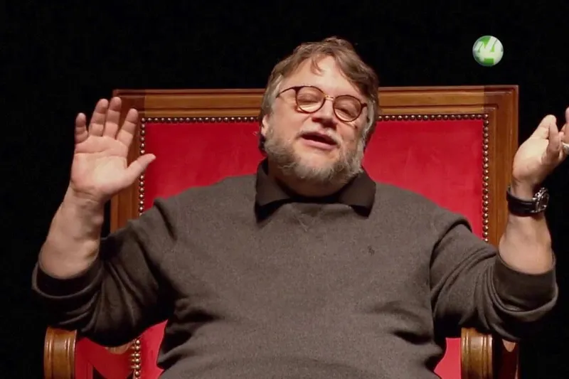 "No me interesan los cuates caucásicos con capita y calzón": Guillermo del Toro, sobre por qué no hace cine de superhéroes