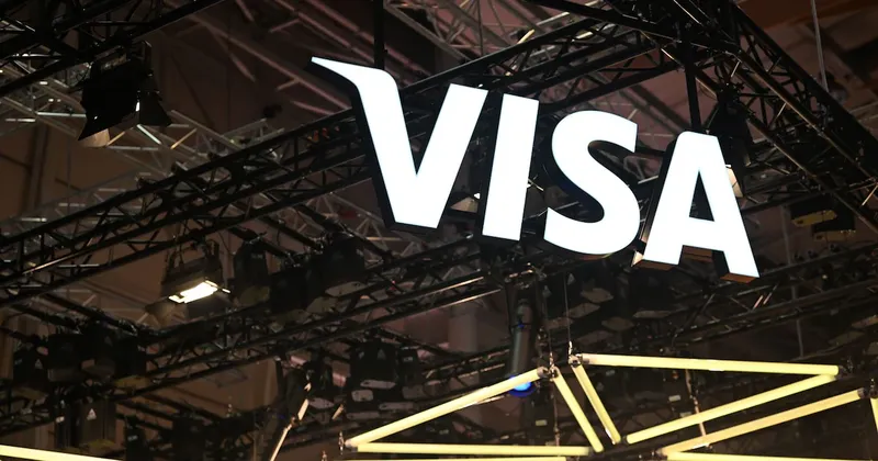 Visa recortará cerca de 2.600 empleos para ganar eficiencia y competir en pagos