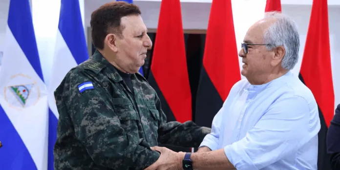 Reformas a la Constitución incluyen nuevo período para jefes militares y policiales de Nicaragua