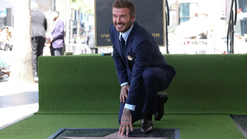 Beckham se convierte en el primer futbolista cuyo nombre aparece en el Paseo de la Fama de Hollywood