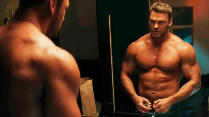 Alan Ritchson (43 años): “Cardio, cardio, cardio. Lo más importante es poner el corazón a trabajar”