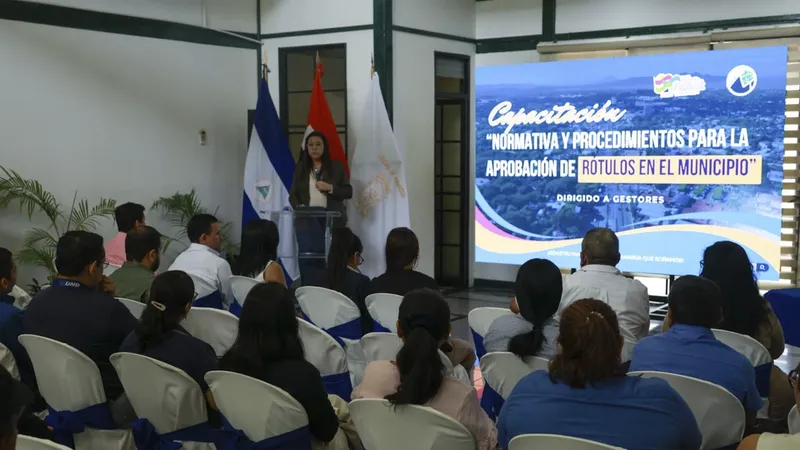 Alcaldía de Managua fortalece regulación de rótulos para garantizar orden y seguridad urbana