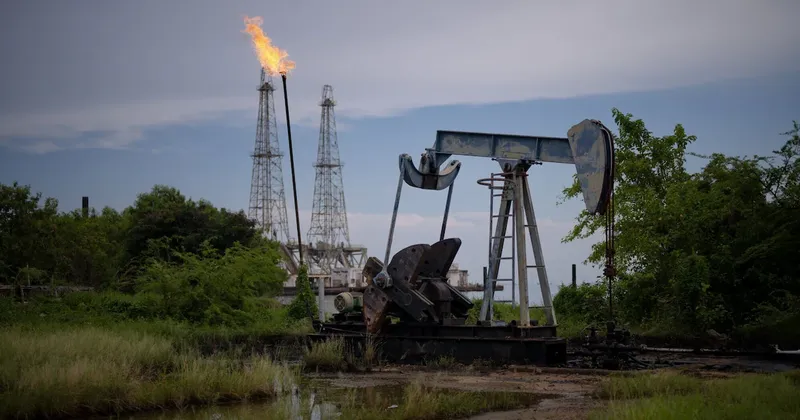 Petrolera respaldada por EE.UU. planea más que duplicar su producción en Venezuela para 2028