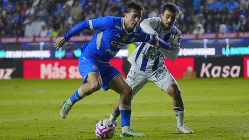 Cruz Azul vence a Pachuca y escala al tercer lugar general del torneo Apertura 2026