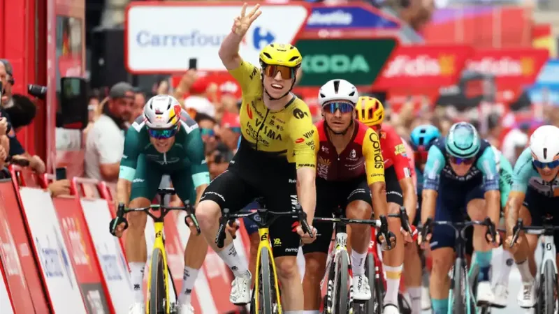 Brennan, intocable en el sprint, se lleva su tercera victoria en la Vuelta a España