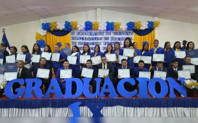 Costa Caribe Norte fortalece la educación técnica con 72 nuevos especialistas