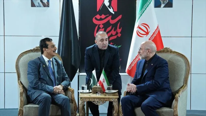 Pakistán resalta logros alcanzados por Irán durante la era del ayatolá Jamenei