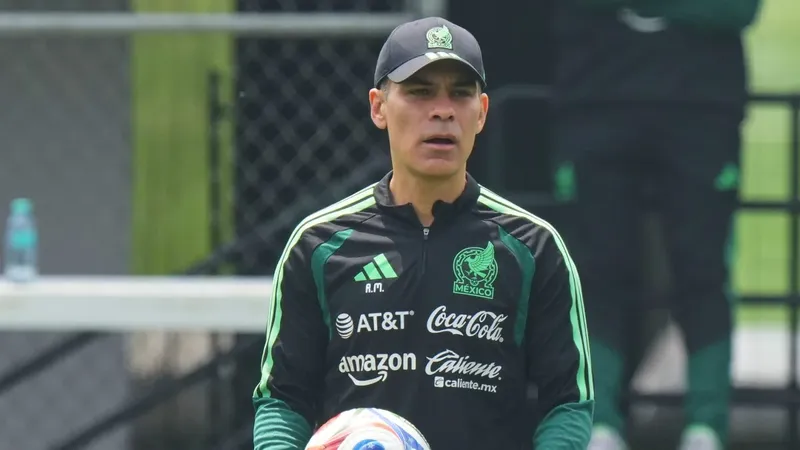 ¡Oficial! La selección de México rompe una tradición histórica con su nuevo director técnico.