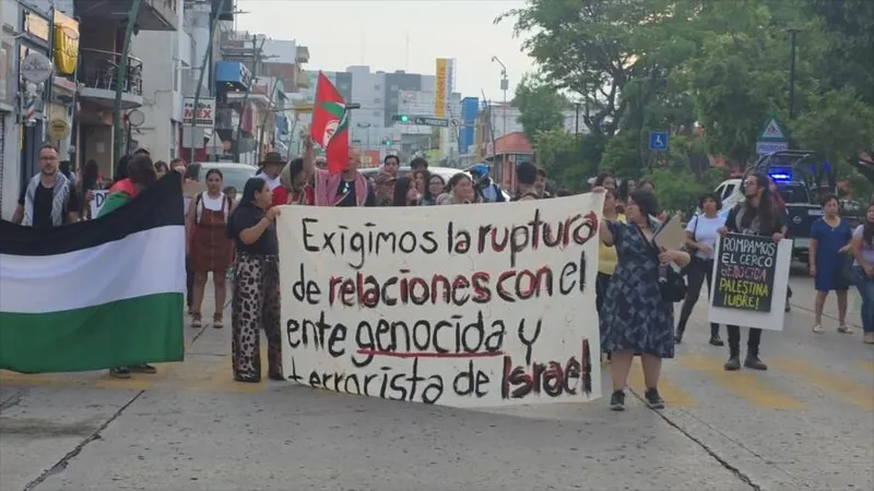 Mexicanos se manifiestan para exigir alto al genocidio israelí en Gaza
