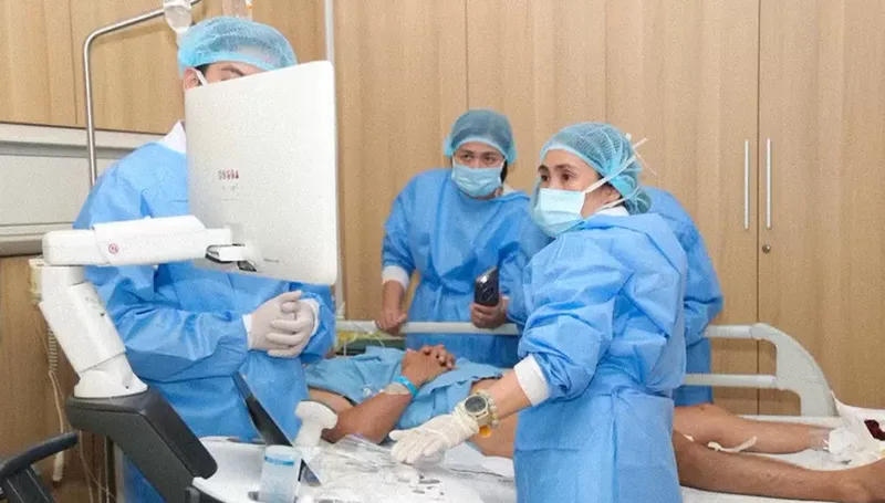 Realizan con éxito el primer trasplante de pene en Vietnam