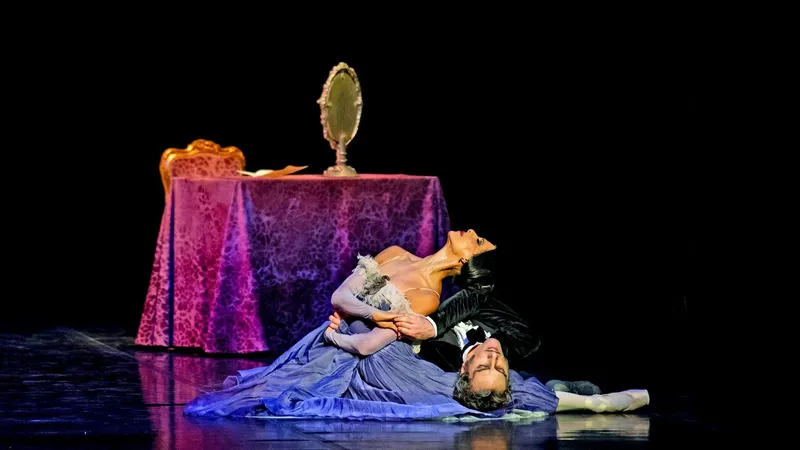 La bailarina mexicana Elisa Carrillo se niega a politizar el arte: "La danza debe unir a los seres humanos"