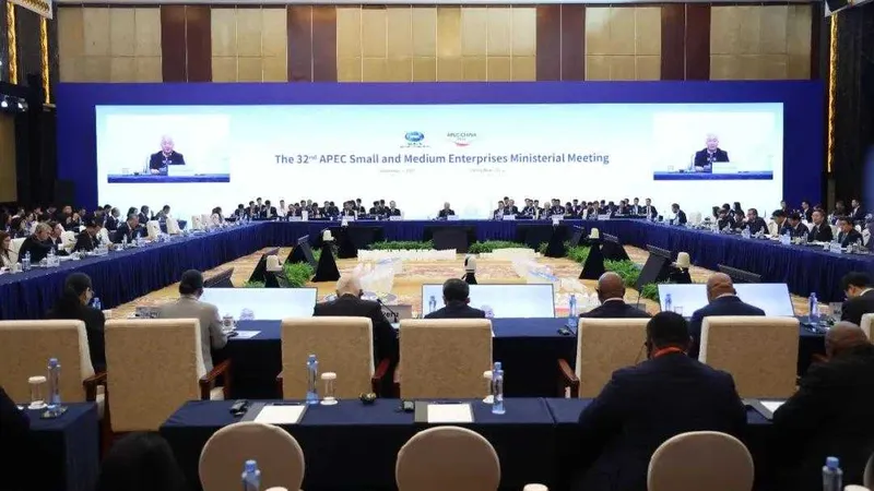 Guangzhou acoge discusiones sobre la innovación y la cooperación de beneficio mutuo