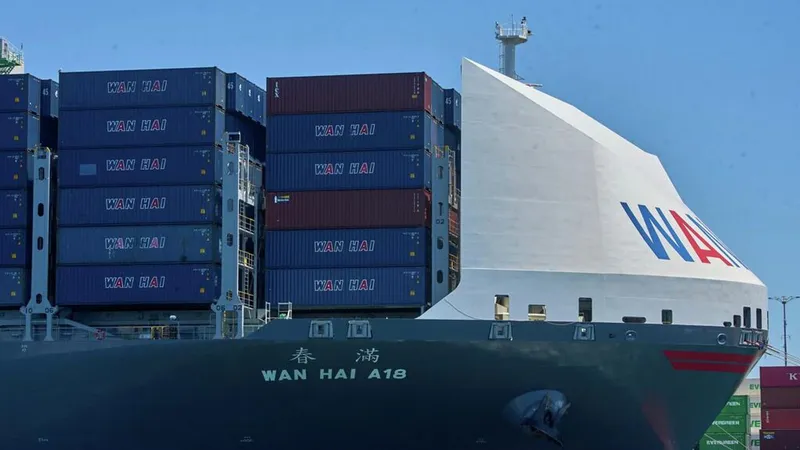 ¿Cuáles son las razones por las que los puertos de China tienen un fuerte crecimiento este año?
