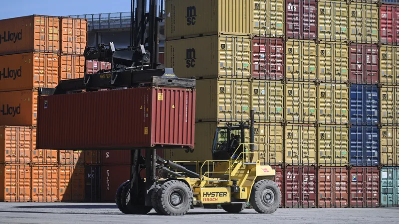 EE.UU. revela por qué fracasó el acuerdo comercial con Canadá
