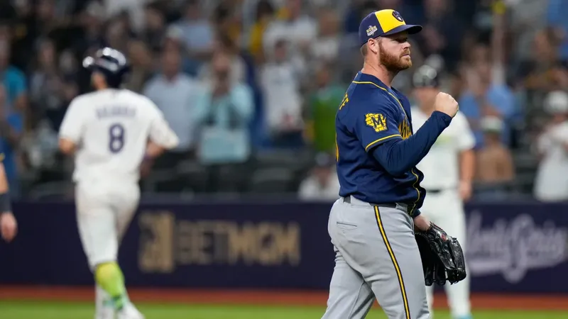 Los Brewers se ponen 3-0 en la Serie Mundial contra los Rays y acarician el campeonato