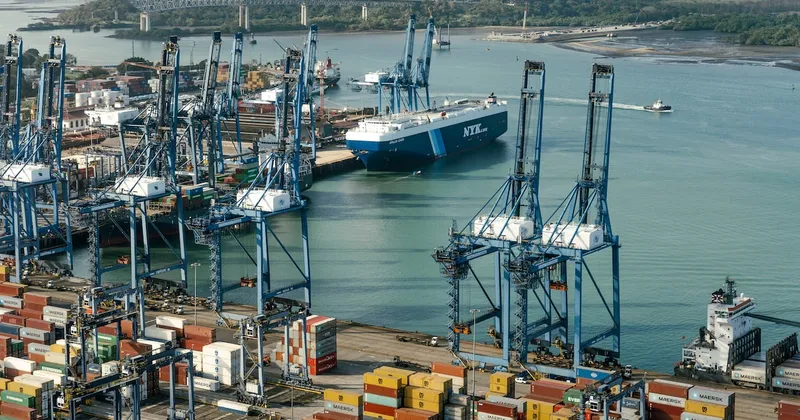 CK Hutchison reclama US$1.500 millones a Panamá por la pérdida de sus puertos del Canal