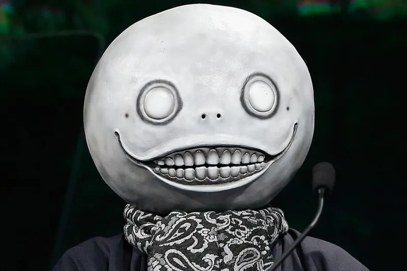 Yoko Taro (56), creativo: "Creo que nuestras vidas no tienen ningún sentido y que nuestra existencia es profundamente absurda"