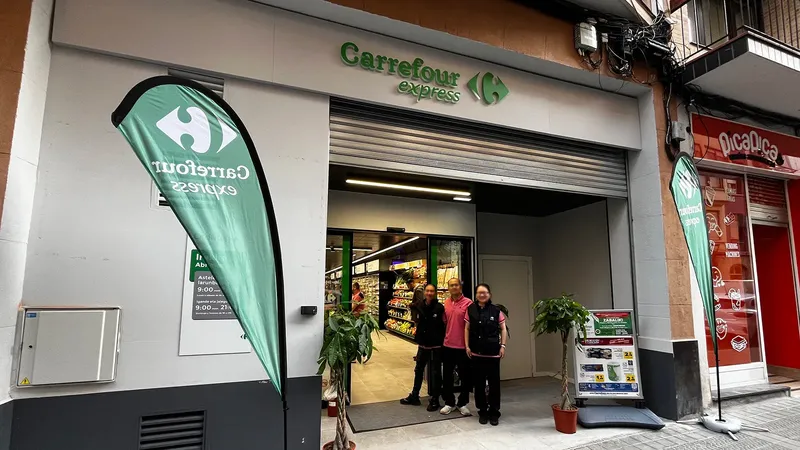 Carrefour pisa el acelerador en España: abre 78 nuevas tiendas y pone el foco en Mercadona