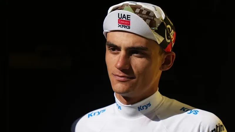 Isaac del Toro sale del podio del ranking mundial de la UCI, pese al tercer lugar en el Tour de France