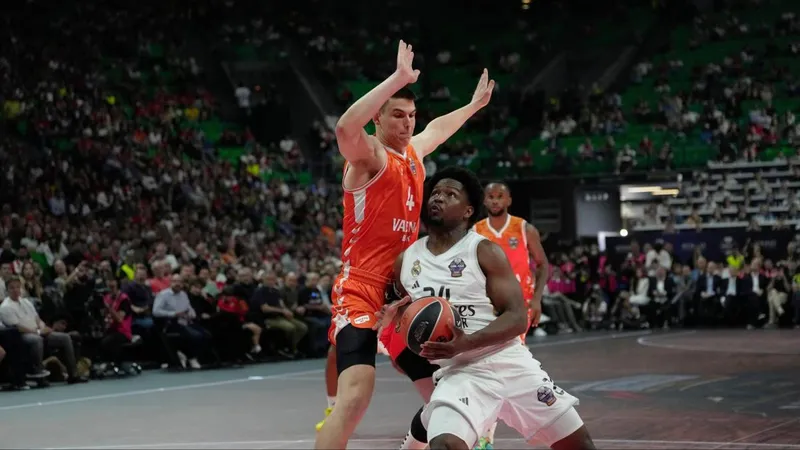 90-105: El Madrid impone su oficio y alcanza la final