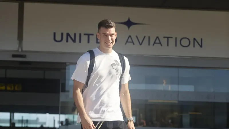 Livakovic ya pasa la revisión médica en Barcelona
