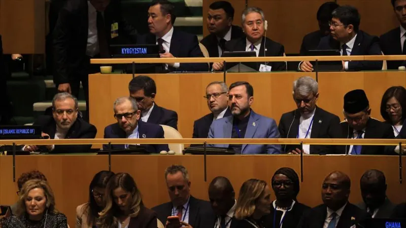 Irán niega salida prematura de su canciller de la AGNU por orden de EEUU