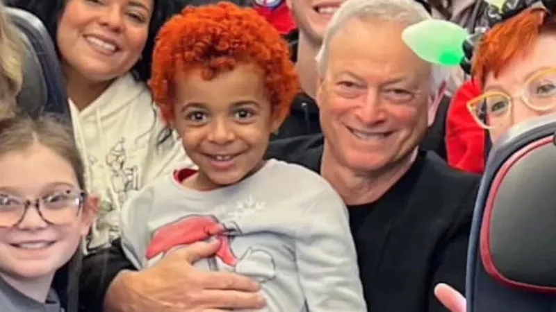 Gary Sinise, actor y Premio al Servicio Civil Sobresaliente: cada año lleva a 1.000 hijos de soldados fallecidos a Disney