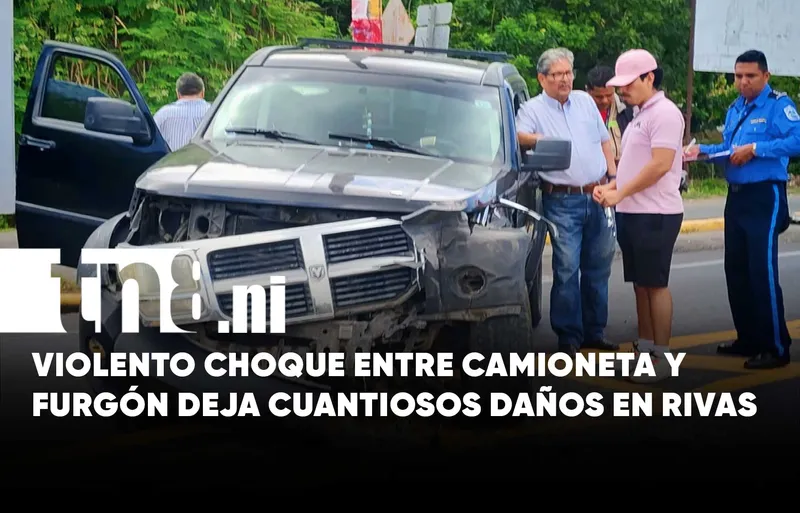 La muerte los rozó: camioneta queda bajo un furgón en Rivas