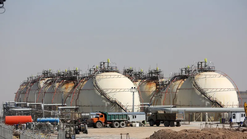 "Todo o nada": Irán lanza fuerte advertencia petrolera a la región