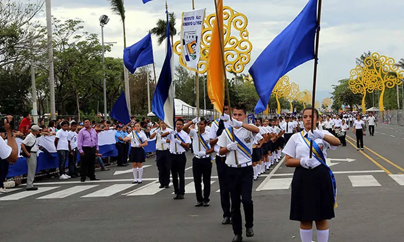 Nicaragua inicia los desfiles patrios en saludo a septiembre