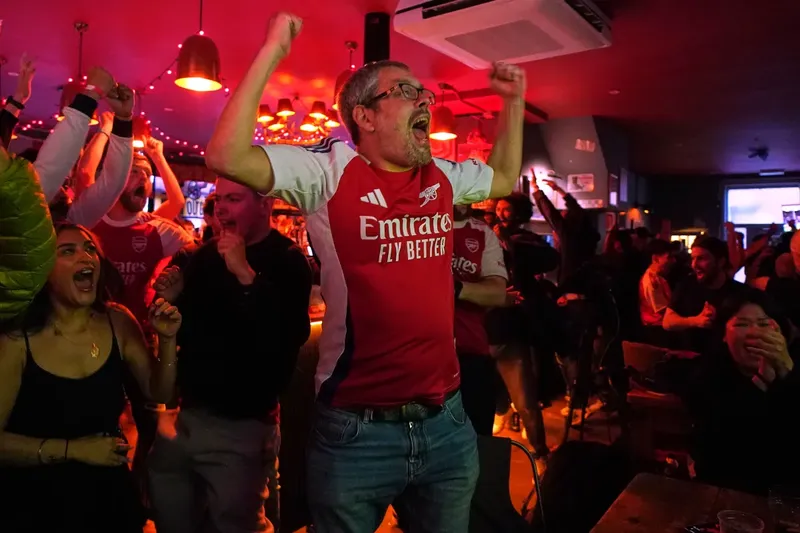 El Arsenal FC es campeón de la Premier League 22 años después