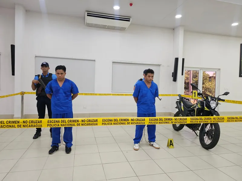 Dos policías detenidos por homicidio en Managua