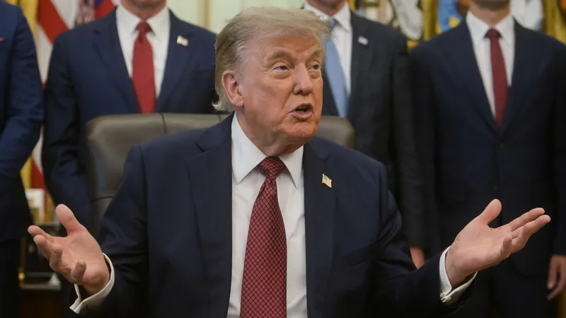 Trump revela cuáles son las dos opciones que tiene Irán