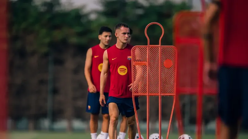Casadó y Roony no viajan a Udine con el Barça