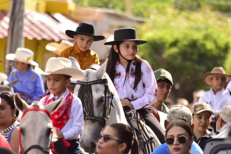 Nagarote vive un desfile hípico en honor a Santiago Apóstol