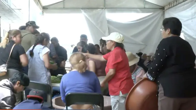 Dan último adiós a tecladista de Camilo Séptimo y su esposa; su empleada también tuvo funeral en Chalco