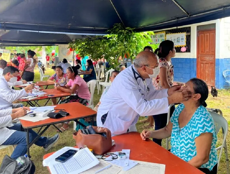 Familias de comunidades de Jinotega reciben atención médica especializada en homenaje a los Héroes de Raití y Bocay