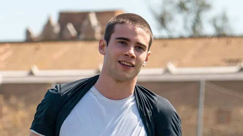 Julio Peña se une a la nueva 'Culpa Mía' de Prime Video junto a Nicole Wallace y una estrella de 'Off Campus'