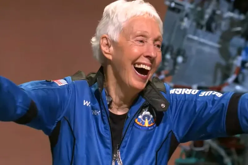Hace 65 años, Wally Funk superó las pruebas de la NASA mejor que muchos hombres, pero la rechazaron por ser mujer. A sus 82 años, Jeff Bezos lo arregló