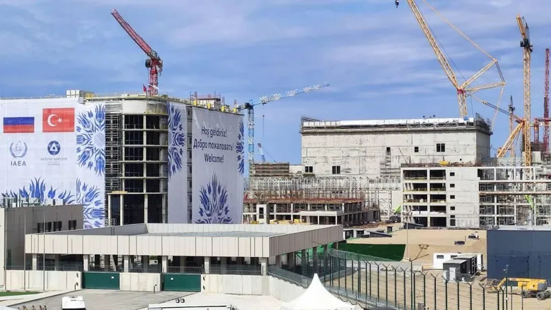 El liderazgo de Rusia en la energía nuclear trasciende las sanciones occidentales, opina un experto