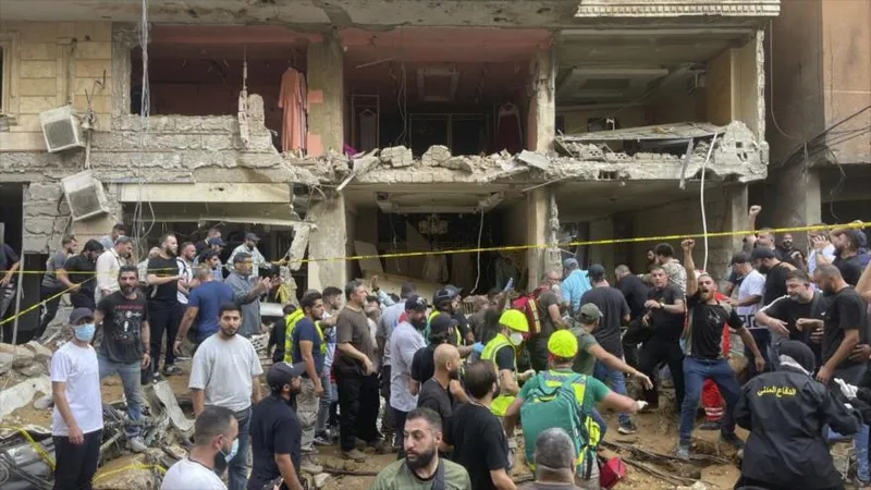 Ataques de Israel a escuela y ambulancia en Líbano dejan 6 civiles muertos