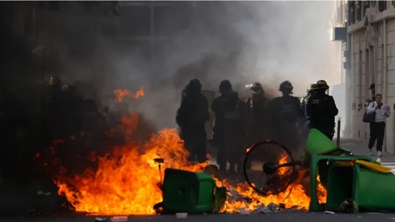 Analista: Las protestas de los estudiantes de secundaria en Francia no son lo que crees